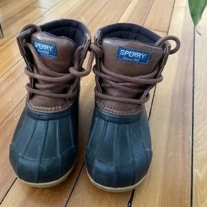 Sperry waterproof boots- toddler size 7